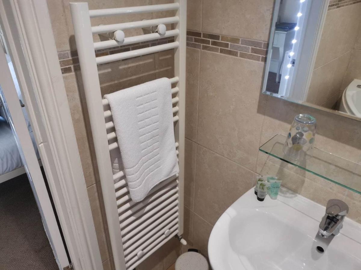 קרדיגן Llety Teifi Guest House מראה חיצוני תמונה