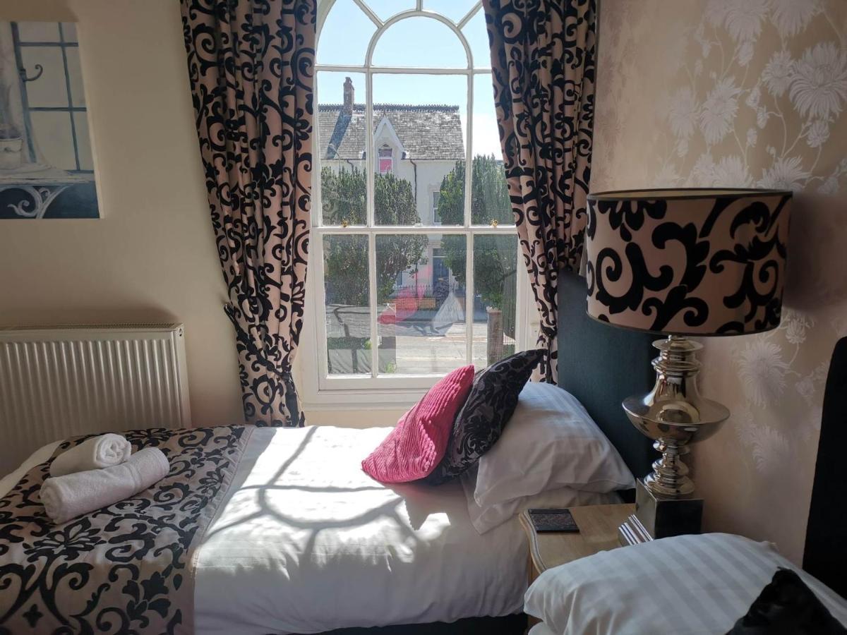 קרדיגן Llety Teifi Guest House מראה חיצוני תמונה